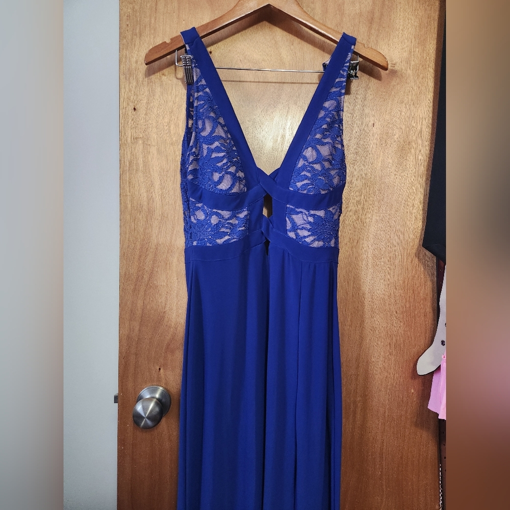 Elegant Blue Lace Dress